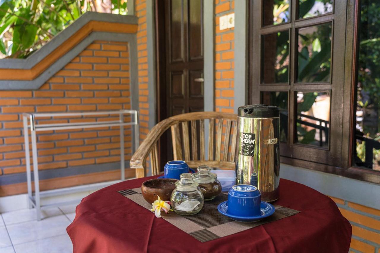 Adi Santia Bungalows Ubud Exteriör bild
