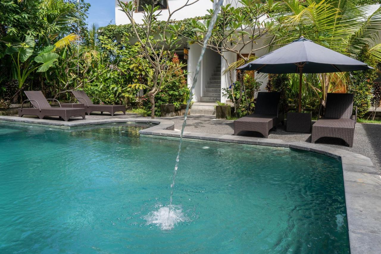 Adi Santia Bungalows Ubud Exteriör bild