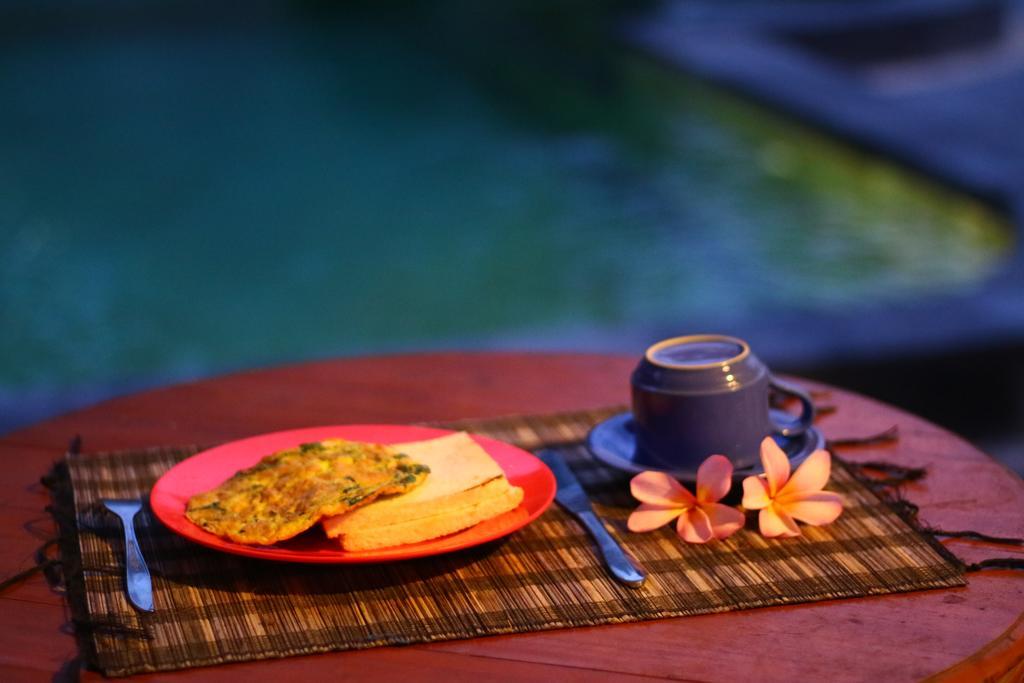Adi Santia Bungalows Ubud Exteriör bild