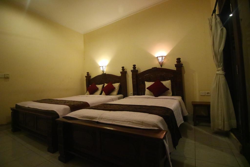 Adi Santia Bungalows Ubud Exteriör bild
